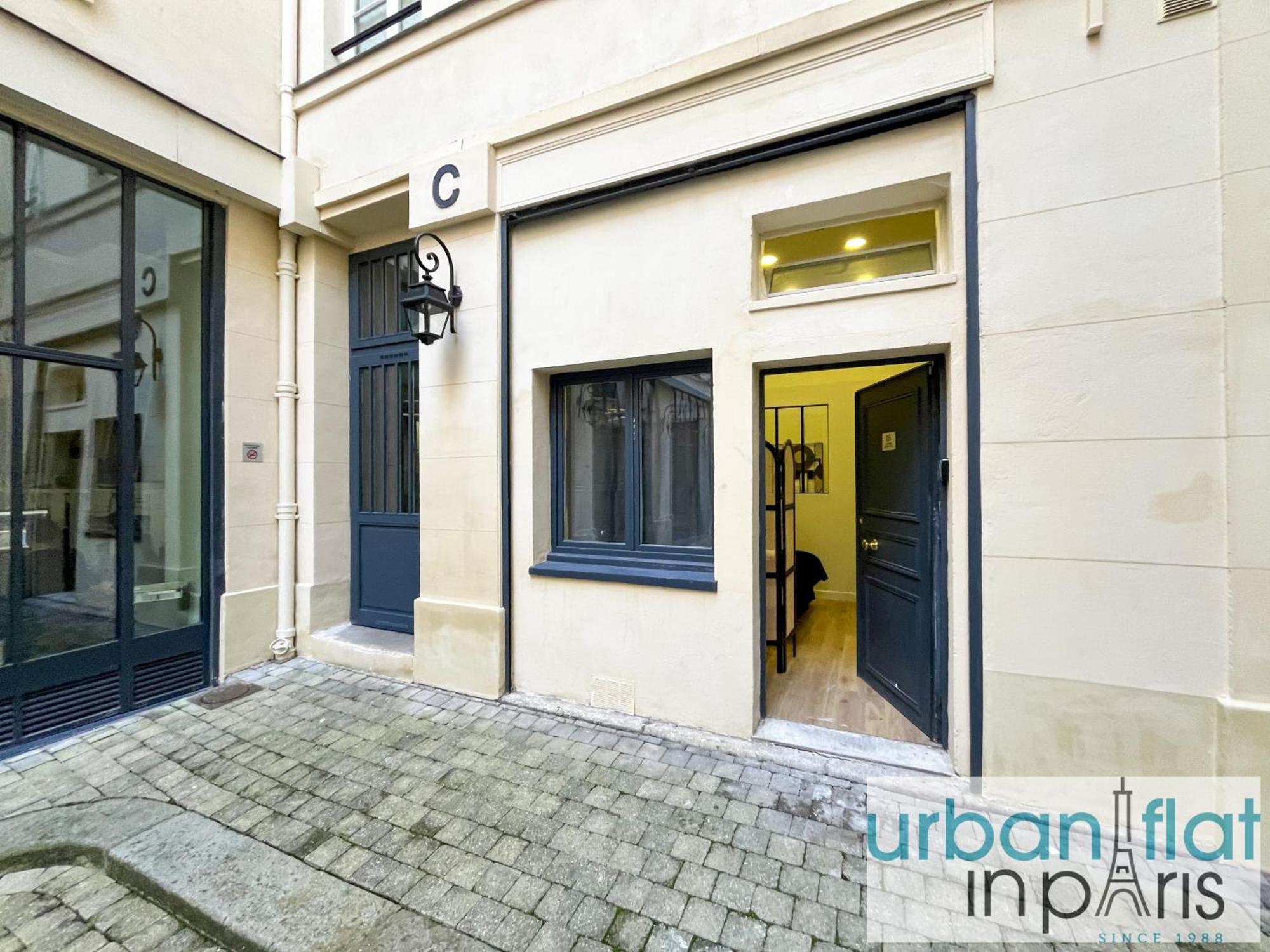 Apartment 05 - Parisian Design Loft Paris
